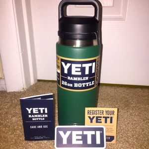 NWT Yeti Rambler 26 oz